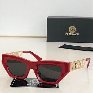 Versace Sunglasses 1055